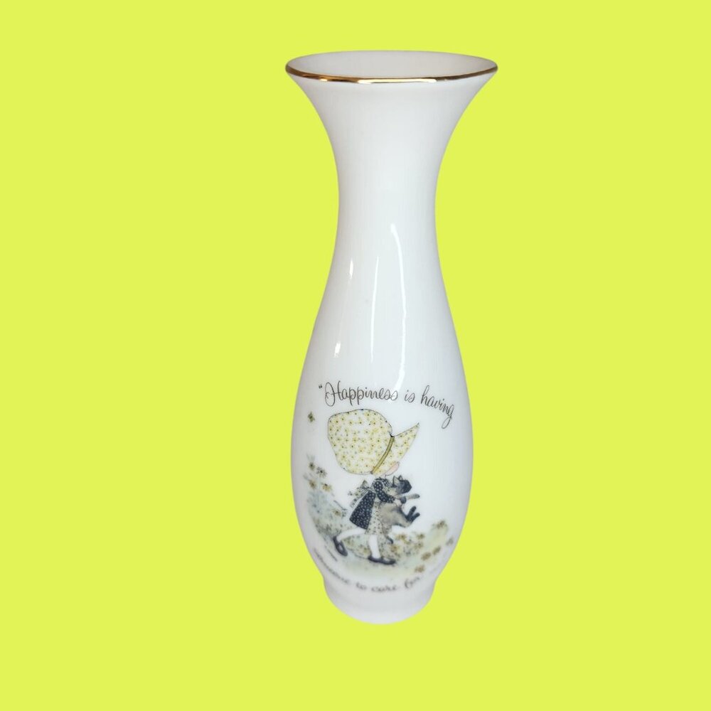 Vintage Hummel Goebel Bud Vase "Happiness is having someone care for " Design